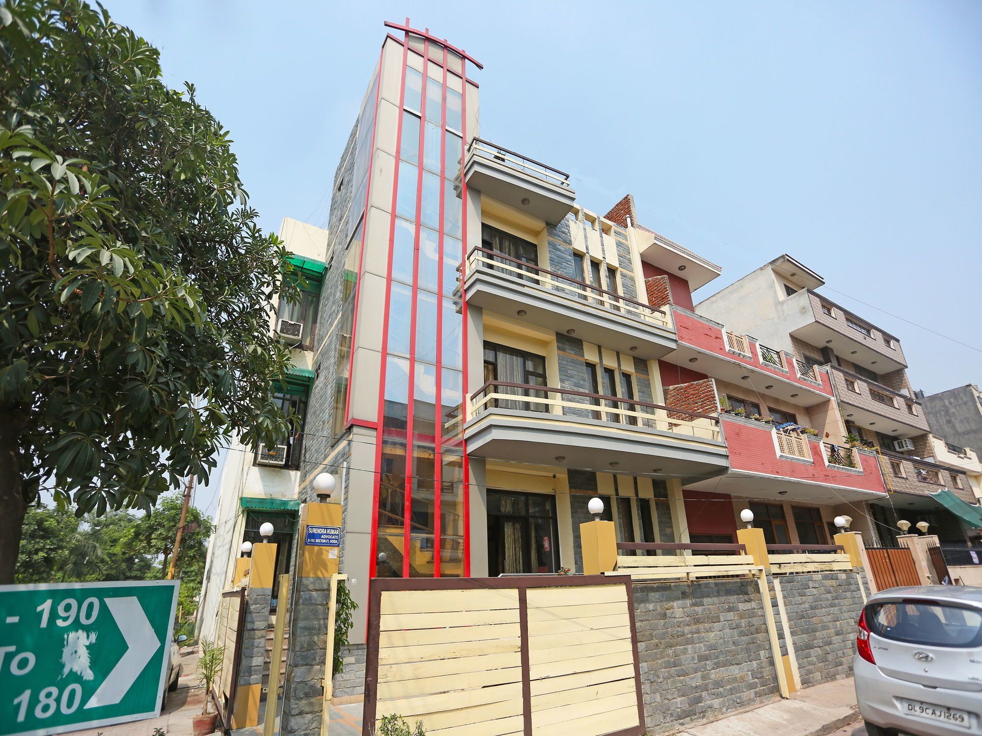 Oyo 9601 Hotel Sunshine Residency Castle Noida Buitenkant foto