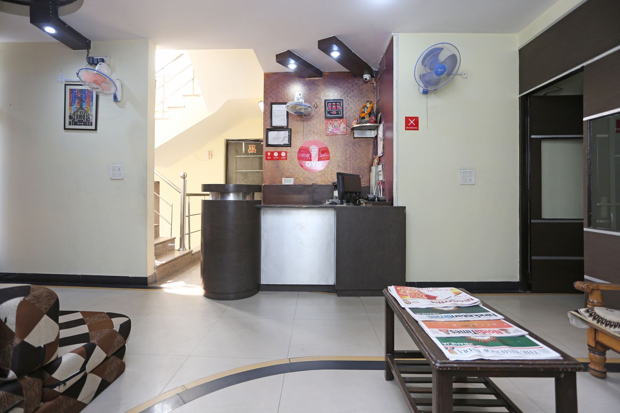 Oyo 9601 Hotel Sunshine Residency Castle Noida Buitenkant foto